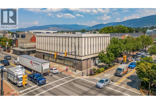 3131 30th Avenue, Vernon, BC V1T5M4 Photo 4