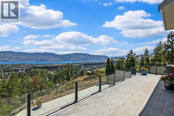 4pc Ensuite bath - 3136 Sageview Road, West Kelowna, BC V4T3H2 Photo 5