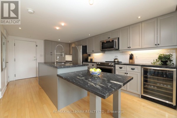 Bedroom 2 - 314 - 1100 Lansdowne Avenue, Toronto, ON M6H4K1 Photo 4