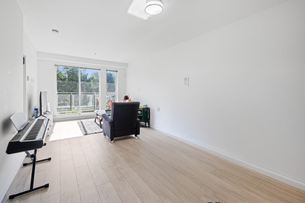314 10603 140 Street, Surrey, BC, photo 2