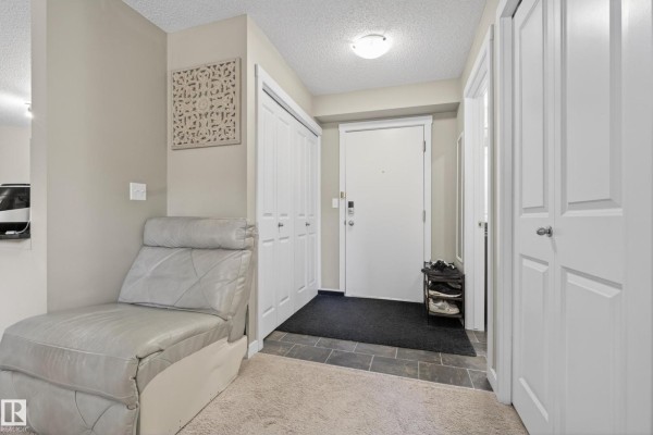 Kitchen - #314 3211 James Mowatt Tr Sw Sw, Edmonton, AB T6W3L6 Photo 3
