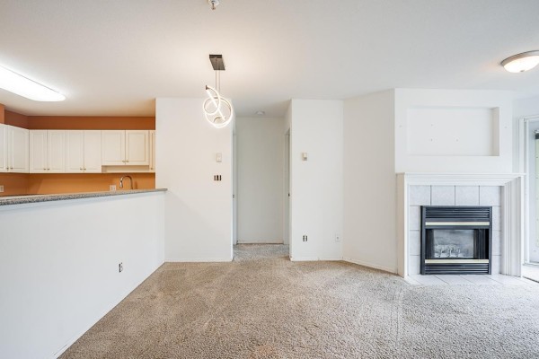 314 33708 King Road, Abbotsford, BC V2S8C6 Photo 3