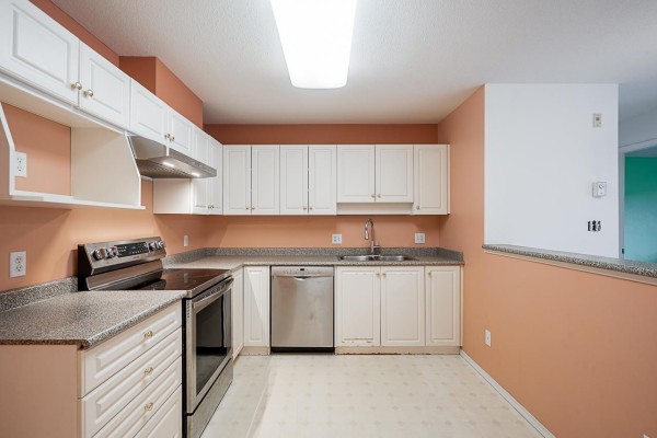 314 33708 King Road, Abbotsford, BC V2S8C6 Photo 5