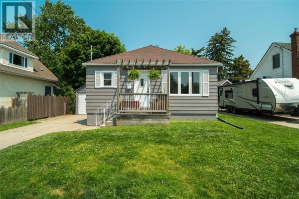 4pc Bathroom - 314 Cameron Street, Sarnia, ON N7T4B5 Photo 2