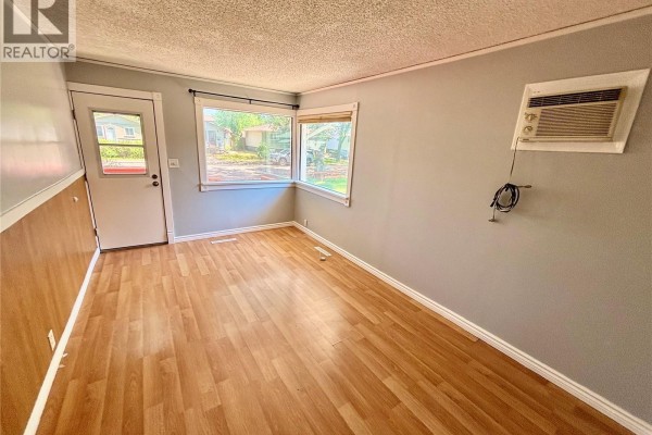 Kitchen - 314 Retallack Street, Regina, SK S4R3N2 Photo 3