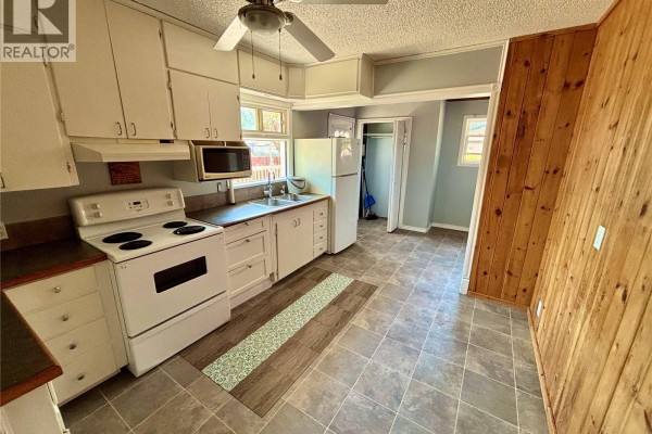4pc Bathroom - 314 Retallack Street, Regina, SK S4R3N2 Photo 4