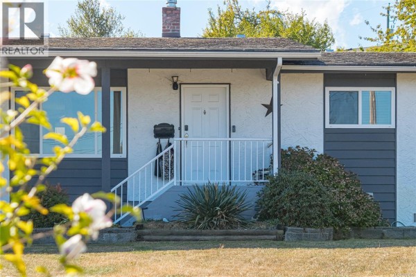 Bedroom - 3140 Highfield Rd, Duncan, BC V9L4A5 Photo 3