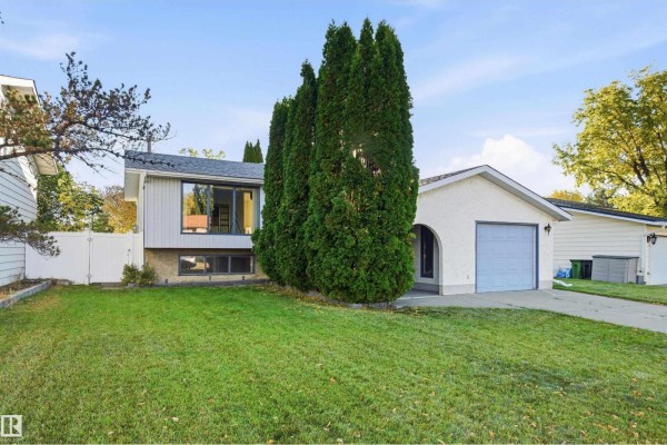 3143 78 St Nw, Edmonton