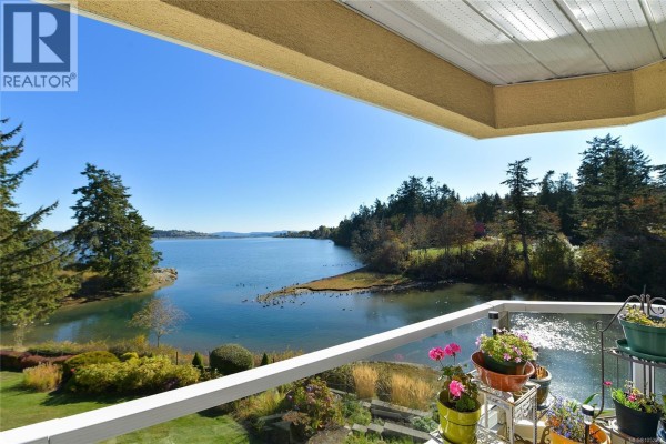 Primary Bedroom - 3145 2600 Ferguson Rd, Central Saanich, BC V8M2C1 Photo 5