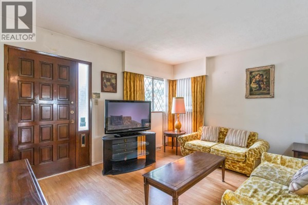 3148 E 1st Avenue, Vancouver, BC V5M1B5 Photo 5