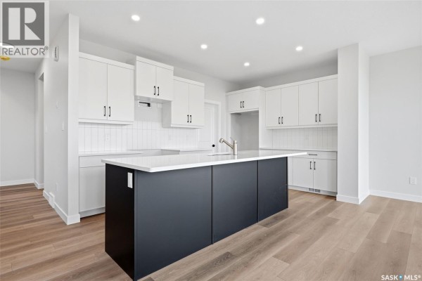 Kitchen - 3148 Favel Drive, Regina, SK S4V4C7 Photo 3