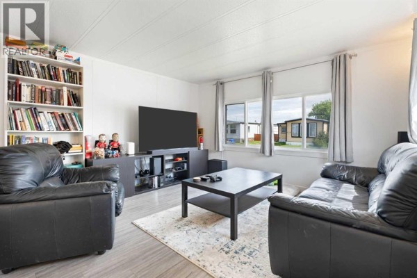315, 6220 17 Avenue Se, Calgary, AB, photo 3