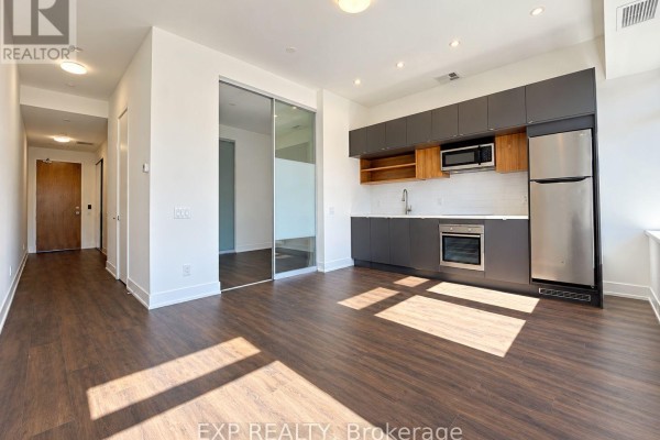 Dining room - 315 - 111 St Clair Avenue W, Toronto, ON M4V1N5 Photo 2
