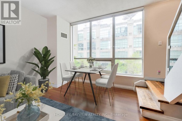 Kitchen - 315 - 185 Legion Road N, Toronto, ON M8Y0A1 Photo 3