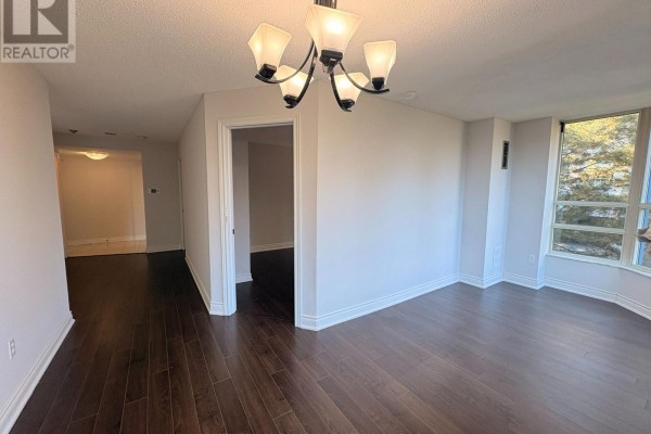 Kitchen - 315 - 250 Webb Drive, Mississauga, ON L5B3Z4 Photo 3