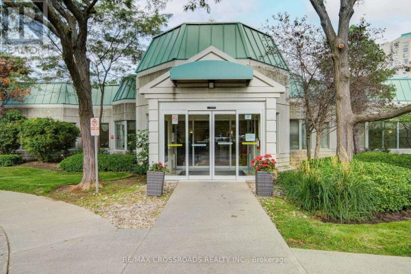 Living room - 315 - 2628 Mccowan Road, Toronto, ON M1S5J8 Photo 3
