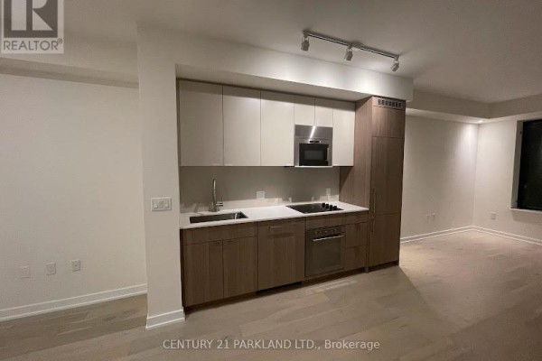 Dining room - 315 - 840 St Clair Avenue W, Toronto, ON M6C1C1 Photo 4