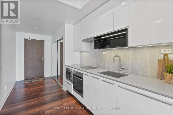 Bedroom - 315 - 90 Queens Wharf Road, Toronto, ON M5V0J4 Photo 4