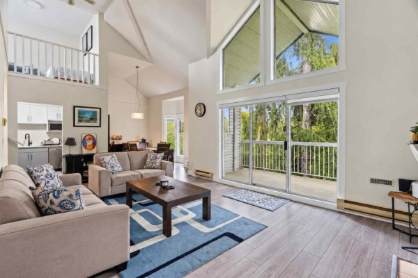 315 13918 72 Avenue, Surrey, BC V3W0T4 Photo 3