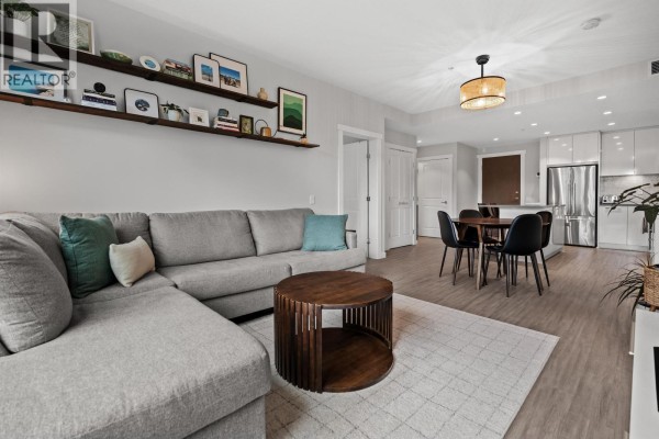 315 2651 Library Lane, North Vancouver, BC V7J0C1 Photo 3