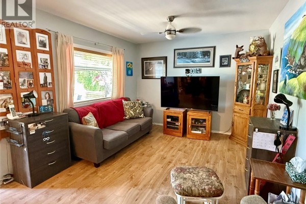 4pc Bathroom - 315 3rd Avenue W, Debden, SK S0J0S0 Photo 5