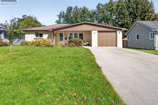Bedroom - 315 Park Avenue W, Haldimand, ON N1A1M7 Photo 4