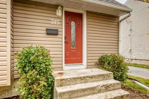 Kitchen - 315 Spruce Street, Springbrook, AB T4S1V4 Photo 3