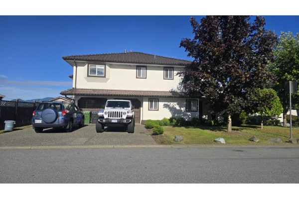 31525 Ridgeview Drive, Abbotsford, BC V2T5N2 Photo 2