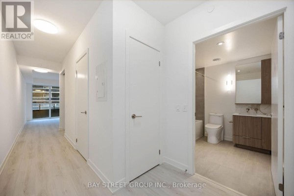 Primary Bedroom - 316 - 120 Broadway Avenue, Toronto, ON M4P1V6 Photo 4