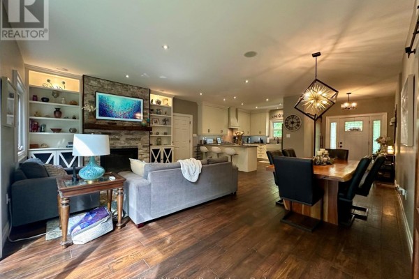 Dining room - 316 1/2 Riverside Drive, Kawartha Lakes, ON K0M1A0 Photo 5