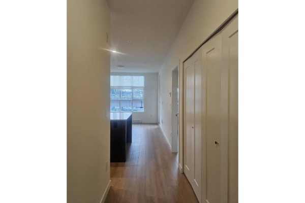 316 15730 Fraser Highway, Surrey, BC V4N0Y6 Photo 3