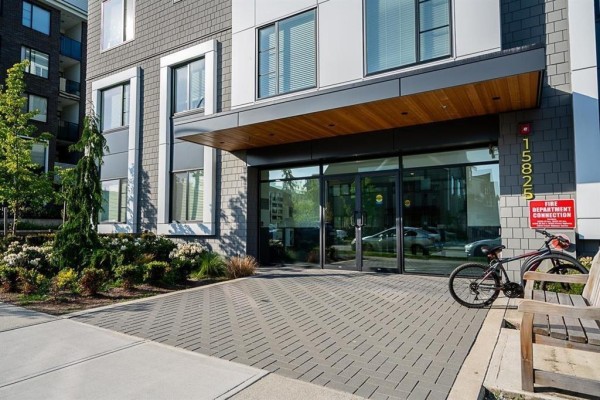 316 15825 85 Avenue, Surrey, BC, photo 2