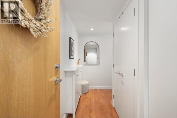 316 221 E 3rd Street, North Vancouver, BC V7L0C1 Photo 2