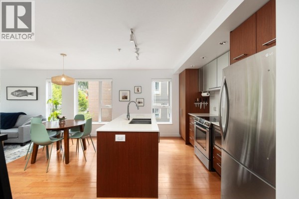 316 221 E 3rd Street, North Vancouver, BC V7L0C1 Photo 4