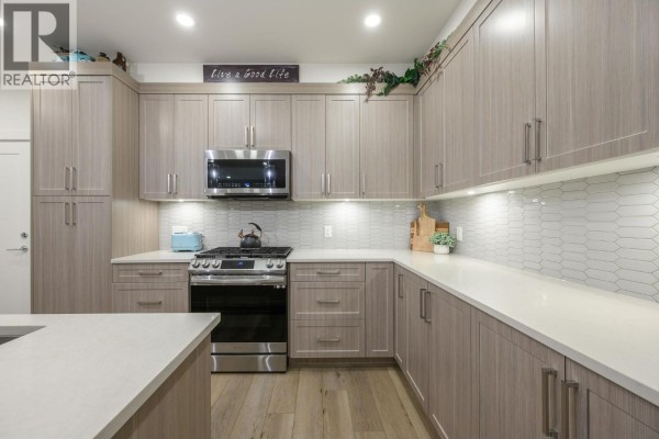 316 22633 Selkirk Avenue, Maple Ridge, BC V2X1C7 Photo 5
