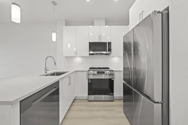 316 8423 Cedar Street, Mission, BC V4S1A1 Photo 3