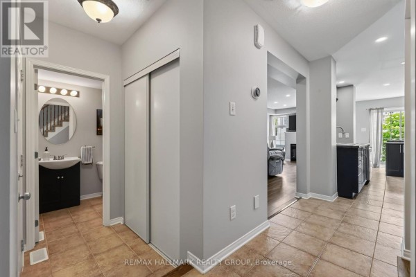 316 Aldworth Private, Ottawa, ON K2S0M9 Photo 5