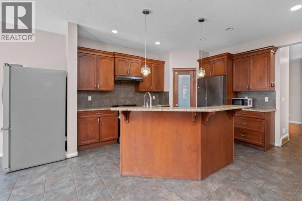 Dining room - 316 Saddlemont Boulevard Ne, Calgary, AB T3J0M9 Photo 3