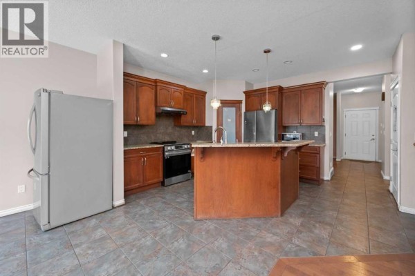 Kitchen - 316 Saddlemont Boulevard Ne, Calgary, AB T3J0M9 Photo 4