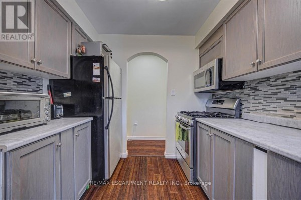 Kitchen - 3160 Binbrook Road, Hamilton, ON L0R1C0 Photo 5