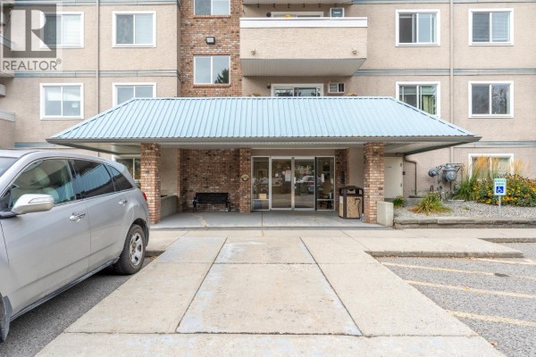 3160 De Montreuil Court Unit# 413, Kelowna