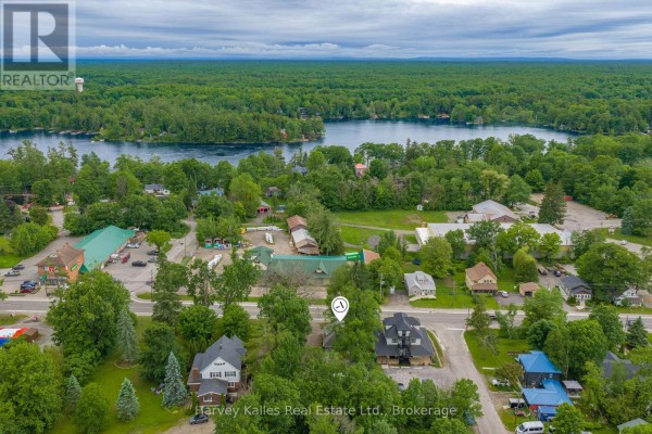 3160 Muskoka 169 Road, Muskoka Lakes, ON P0C1A0 Photo 2
