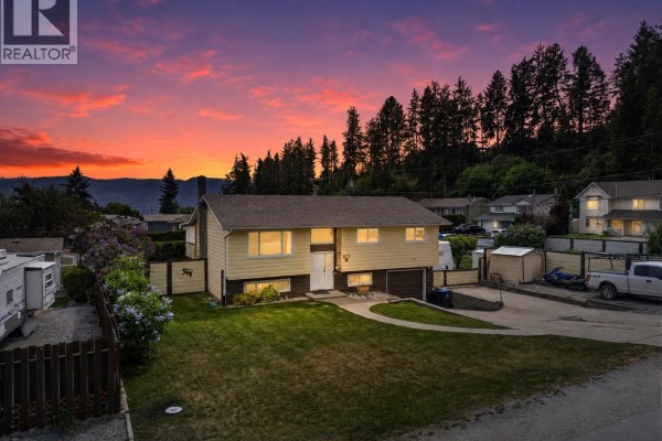 3163 Mccoy Road, West Kelowna, BC, photo 2