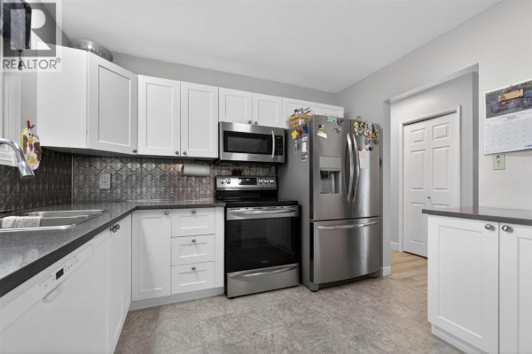 Family room - 3163 Mccoy Road, West Kelowna, BC V4T1A8 Photo 5