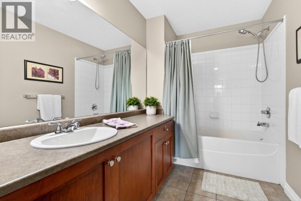 4pc Ensuite bath - 3168 Via Centrale Road Unit# 1410, Kelowna, BC V1V2R5 Photo 3