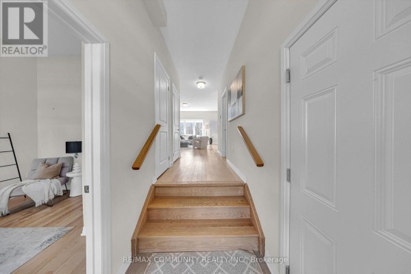 3169 Searidge Street, Severn, ON L3V0Y4 Photo 5