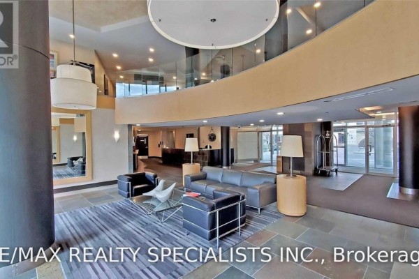 Kitchen - 317 - 5 Marine Parade Drive, Toronto, ON M8V4B4 Photo 3