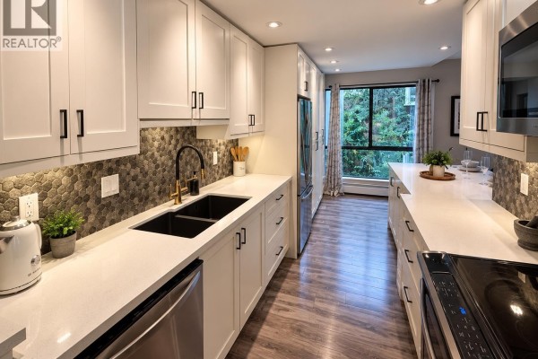 317 1345 W 15th Avenue, Vancouver, BC V6H3R3 Photo 4