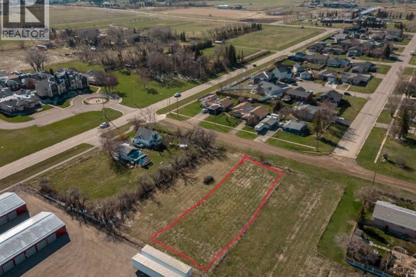 317 E 400 N, Raymond, AB T0K2S0 Photo 4