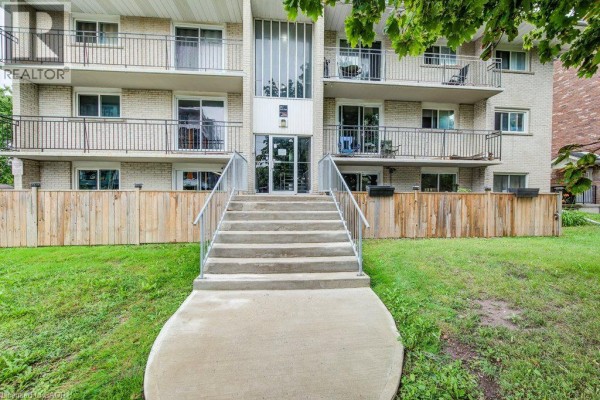 317 Erb Street W Unit# 3, Waterloo, ON, photo 2